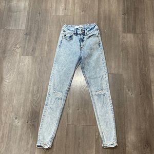 KanCan jeans. Size 0/23